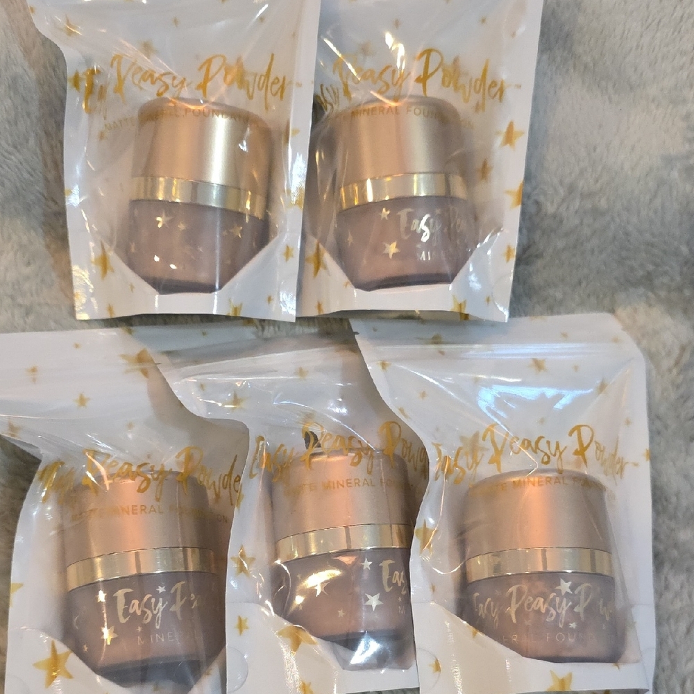 Belle by Kim Gravel Easy Peasy Powder Foundation - Tan